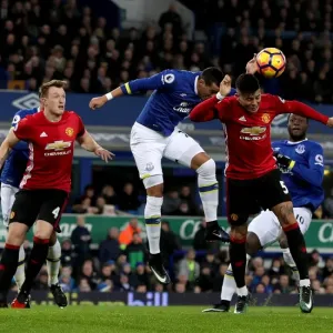 Battle for the Ball: Funes Mori vs Rojo - Everton vs Manchester United Battle for the Ball: Funes Mori vs Rojo - Everton vs Manchester United