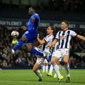 Battle for the Ball: Lukaku vs. Dawson - Everton vs. West Bromwich Albion Battle for the Ball: Lukaku vs. Dawson - Everton vs. West Bromwich Albion