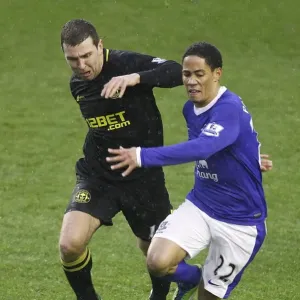 Battle for the Ball: McArthur vs. Pienaar - Everton vs. Wigan Athletic (26-12-2012) Battle for the Ball: McArthur vs. Pienaar - Everton vs. Wigan Athletic (26-12-2012)