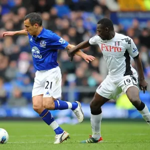 Battle for the Ball: Osman vs. Diarra - Everton vs. Fulham Rivalry in the Premier League (28 April 2012) Battle for the Ball: Osman vs. Diarra - Everton vs. Fulham Rivalry in the Premier League (28 April 2012)