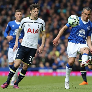 Battle for the Ball: Osman vs. Mason - Everton vs. Tottenham Hotspur, Premier League Rivalry