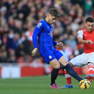 Premier League Jigsaw Puzzle Collection: Arsenal v Everton - Emirates Stadium