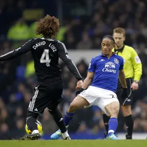 Battle for the Ball: Pienaar vs. Luiz - Everton vs. Chelsea, Premier League Rivalry (11 February 2012) Battle for the Ball: Pienaar vs. Luiz - Everton vs. Chelsea, Premier League Rivalry (11 February 2012)