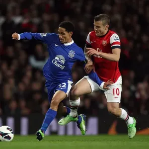 Battle for the Ball: Pienaar vs. Wilshere - Arsenal vs. Everton, Premier League Rivalry, Emirates Stadium (16-04-2013) Battle for the Ball: Pienaar vs. Wilshere - Arsenal vs. Everton, Premier League Rivalry, Emirates Stadium (16-04-2013)