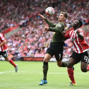 Battle for the Ball: Wanyama vs. Stones - Southampton vs. Everton Battle for the Ball: Wanyama vs. Stones - Southampton vs. Everton