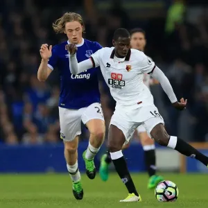 Battle for Supremacy: Tom Davies vs Abdoulaye Doucoure at Goodison Park (Everton vs Watford, Premier League 2016-17) Battle for Supremacy: Tom Davies vs Abdoulaye Doucoure at Goodison Park (Everton vs Watford, Premier League 2016-17)