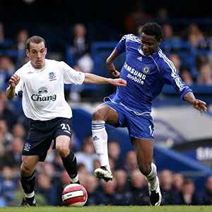 Chelsea v Everton - Leon Osman in action against John Obi Mikel