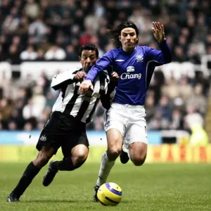Clash of Football Greats: Nuno Valente vs. Nolberto Solano - A Battle at Goodison Park Clash of Football Greats: Nuno Valente vs. Nolberto Solano - A Battle at Goodison Park