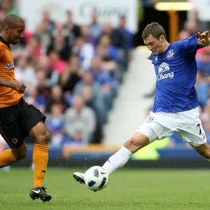 Clash at Goodison Park: Diniyar Bilyaletdinov vs. Karl Henry (Everton vs. Wolverhampton Wanderers, Barclays Premier League, 21 August 2010) Clash at Goodison Park: Diniyar Bilyaletdinov vs. Karl Henry (Everton vs. Wolverhampton Wanderers, Barclays Premier League, 21 August 2010)