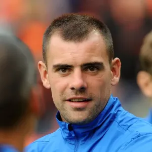 Darron Gibson and Everton Take on Dundee United at Tannadice Park in Pre-Season Friendly