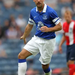 Darron Gibson Scores in Everton's Pre-Season Victory over Blackburn Rovers (27-07-2013)