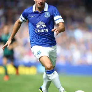 Darron Gibson Scores the Winner: Everton Triumph Over Real Betis 2-1 in Pre-Season Friendly (August 11, 2013)