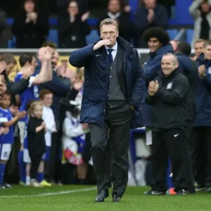 David Moyes Bids Emotional Farewell: Everton's Victory and Kiss to Fans (May 12, 2013) David Moyes Bids Emotional Farewell: Everton's Victory and Kiss to Fans (May 12, 2013)