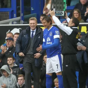David Moyes Chuckles as Nikica Jelavic Enters the Field: Everton's Game-Changer Substitution (12-05-2013) David Moyes Chuckles as Nikica Jelavic Enters the Field: Everton's Game-Changer Substitution (12-05-2013)