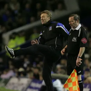 David Moyes Intense Moment: Frustration on Everton Sideline (vs Bolton) David Moyes Intense Moment: Frustration on Everton Sideline (vs Bolton)