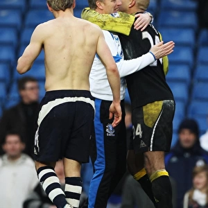 David Moyes and Tim Howard: Celebrating Everton's FA Cup Upset Against Chelsea at Stamford Bridge (Fourth Round Replay, 19 February 2011)