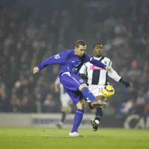 David Weir Print - Everton FC Defender in Action David Weir Print - Everton FC Defender in Action