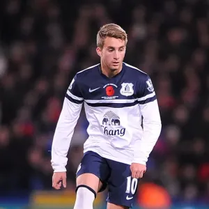 Determined Deulofeu Shines in Scoreless Showdown: Everton vs. Crystal Palace, Premier League (2013) Determined Deulofeu Shines in Scoreless Showdown: Everton vs. Crystal Palace, Premier League (2013)
