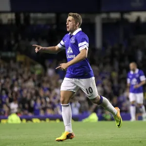 Deulofeu's Stunner: Everton's Game-Winning Goal in Capital One Cup Victory over Stevenage (28-08-2013) Deulofeu's Stunner: Everton's Game-Winning Goal in Capital One Cup Victory over Stevenage (28-08-2013)