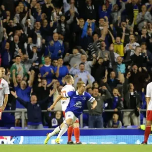 Deulofeu's Stunner: Everton's Historic Goal in Capital One Cup Victory over Stevenage (28-08-2013) Deulofeu's Stunner: Everton's Historic Goal in Capital One Cup Victory over Stevenage (28-08-2013)