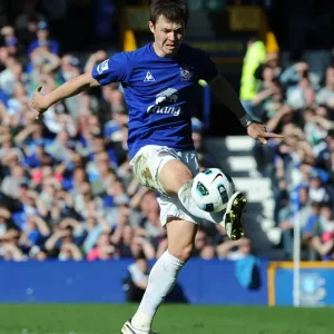 Diniyar Bilyaletdinov in Action at Goodison Park: Everton vs Aston Villa, Barclays Premier League (April 4, 2011) Diniyar Bilyaletdinov in Action at Goodison Park: Everton vs Aston Villa, Barclays Premier League (April 4, 2011)