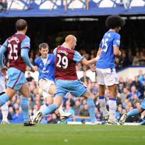 Premier League Framed Print Collection: Everton v Aston Villa