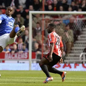 Distin vs Sessegnon: A Premier League Showdown at Stadium of Light (Everton 0-1 Sunderland, 20-04-2013) Distin vs Sessegnon: A Premier League Showdown at Stadium of Light (Everton 0-1 Sunderland, 20-04-2013)