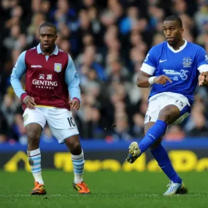 Distin vs. Zogbia: Thrilling 3-3 Draw at Goodison Park - Everton vs. Aston Villa, Barclays Premier League (02-02-2013) Distin vs. Zogbia: Thrilling 3-3 Draw at Goodison Park - Everton vs. Aston Villa, Barclays Premier League (02-02-2013)