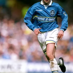 Don Hutchison's Unforgettable Performance: Everton vs Charlton Athletic in FA Carling Premiership Soccer Match Don Hutchison's Unforgettable Performance: Everton vs Charlton Athletic in FA Carling Premiership Soccer Match