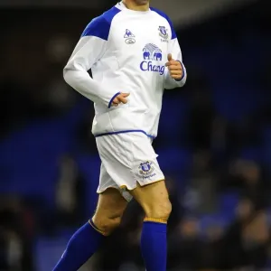 Dramatic Last-Minute Victory: Everton's Nikica Jelavic Scores the Winner Against Arsenal (BPL 2012) Dramatic Last-Minute Victory: Everton's Nikica Jelavic Scores the Winner Against Arsenal (BPL 2012)