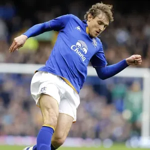 Dramatic Winner: Nikica Jelavic Scores Last-Minute Goal to Give Everton Victory Over West Bromwich Albion (March 31, 2012, Barclays Premier League) Dramatic Winner: Nikica Jelavic Scores Last-Minute Goal to Give Everton Victory Over West Bromwich Albion (March 31, 2012, Barclays Premier League)