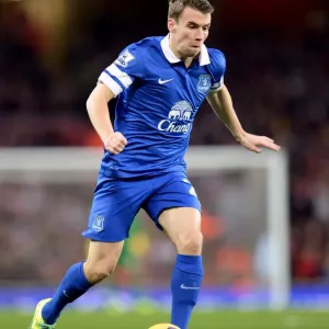 A Draw at Emirates: Seamus Coleman's Everton Holds Firm Against Arsenal (December 8, 2013, Barclays Premier League) A Draw at Emirates: Seamus Coleman's Everton Holds Firm Against Arsenal (December 8, 2013, Barclays Premier League)
