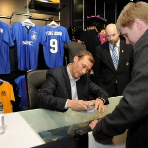 Duncan Ferguson: Everton Two Store Event - Signing of Everton's Premier League Greatest XI DVD Duncan Ferguson: Everton Two Store Event - Signing of Everton's Premier League Greatest XI DVD