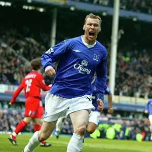 Duncan Ferguson can t hide his delight at making it 1-1