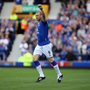 Duncan Ferguson's Intense Leadership: Everton vs Leeds United Pre-Season Clash at Elland Road Duncan Ferguson's Intense Leadership: Everton vs Leeds United Pre-Season Clash at Elland Road