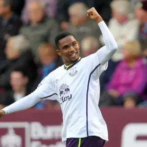 Eto'o Scores Again: Everton's Triumph over Burnley in Barclays Premier League Eto'o Scores Again: Everton's Triumph over Burnley in Barclays Premier League