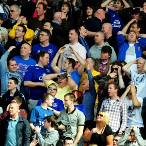 Everton Fans Unforgettable Battle: Wolverhampton Wanderers vs. Everton (April 9, 2011, Barclays Premier League) Everton Fans Unforgettable Battle: Wolverhampton Wanderers vs. Everton (April 9, 2011, Barclays Premier League)
