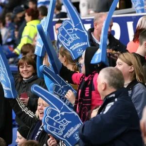 Everton FC: Half-Time Showdown - Sea of Giant Foam Hands vs Stoke City, Barclays Premier League (30 October 2010)