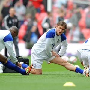 Everton FC Print - Nikica Jelavic and Team-mates at Wembley Everton FC Print - Nikica Jelavic and Team-mates at Wembley