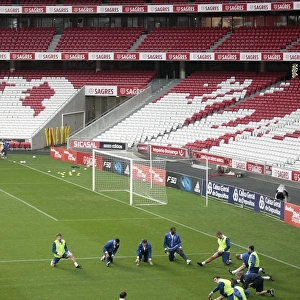 Everton FC: Preparing for Battle at Estadio da Luz against SL Benfica - Training Sessions