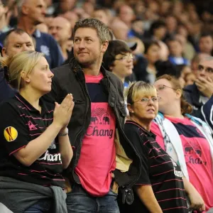 Everton FC: Throbbing Atmosphere in the Stands - Everton vs Huddersfield Town, Carling Cup Second Round (2010) Everton FC: Throbbing Atmosphere in the Stands - Everton vs Huddersfield Town, Carling Cup Second Round (2010)