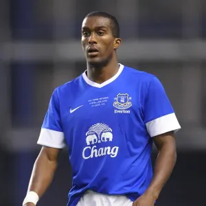 Everton FC vs AEK Athens: Sylvain Distin in Pre-Season Action at Goodison Park - Everton Pre-Season Friendly Everton FC vs AEK Athens: Sylvain Distin in Pre-Season Action at Goodison Park - Everton Pre-Season Friendly