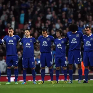 Everton Honors: Minutes of Silence at Emirates Stadium - Arsenal vs. Everton (16-04-2013) Everton Honors: Minutes of Silence at Emirates Stadium - Arsenal vs. Everton (16-04-2013)