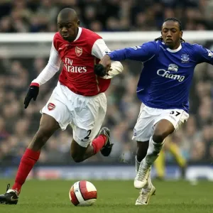 Everton v Arsenal Print - Manuel Fernandes