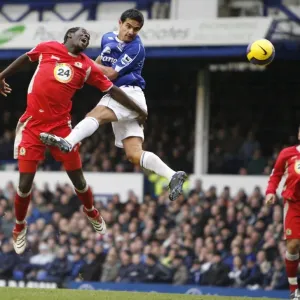 Everton v Blackburn Rovers Mikel Arteta gets a header on goal under pressure Everton v Blackburn Rovers Mikel Arteta gets a header on goal under pressure