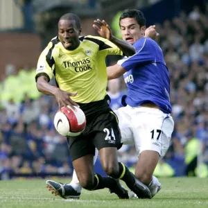 Everton v Manchester City Manchester Citys DaMarcus Beasley in action against Evertons Tim Everton v Manchester City Manchester Citys DaMarcus Beasley in action against Evertons Tim