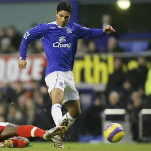 Everton v Middlesbrough George Boateng tackles Mikel Arteta