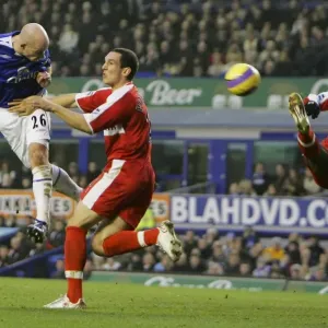 Everton v Middlesbrough Lee Carsley has a header on goal Everton v Middlesbrough Lee Carsley has a header on goal