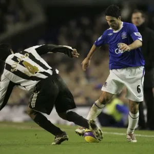 Everton v Newcastle United - Mikel Arteta and Newcastles Nolberto Solano Everton v Newcastle United - Mikel Arteta and Newcastles Nolberto Solano