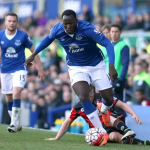 Everton vs AFC Bournemouth: Lukaku vs Ritchie - Battle for Ball Supremacy at Goodison Park Everton vs AFC Bournemouth: Lukaku vs Ritchie - Battle for Ball Supremacy at Goodison Park
